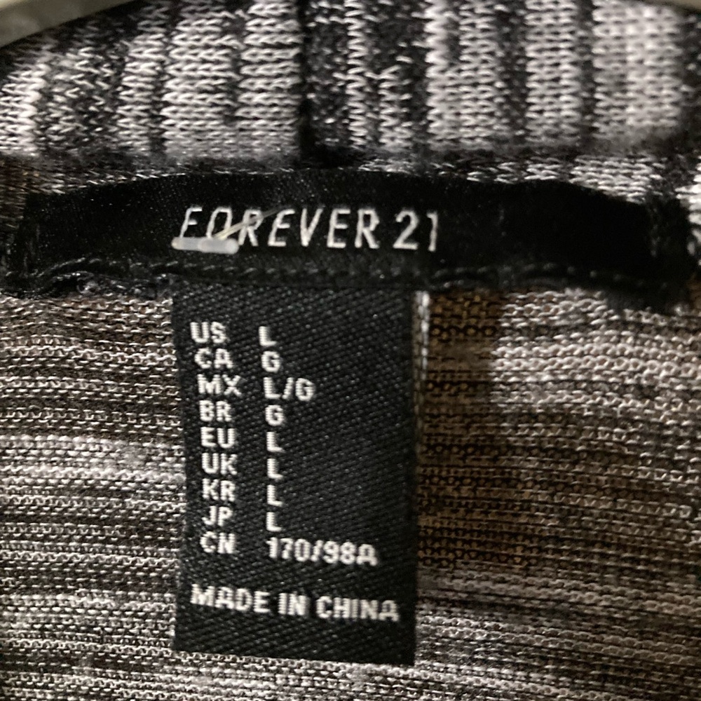 Forever 21 size L lightweight open-waterfall-front cardigan - Picture 3 of 4